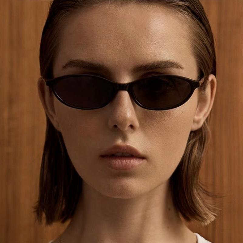 〖Summer Vibes〗3 PCS Retro Oval Sunglasses for Women Chic Cat Eye 90s Sunnies Lightweight Narrow Shades Trendy UV Protection Sunglasses Vintage Rich Girl Sunglasses Women Sunglasseswomen summerwins
