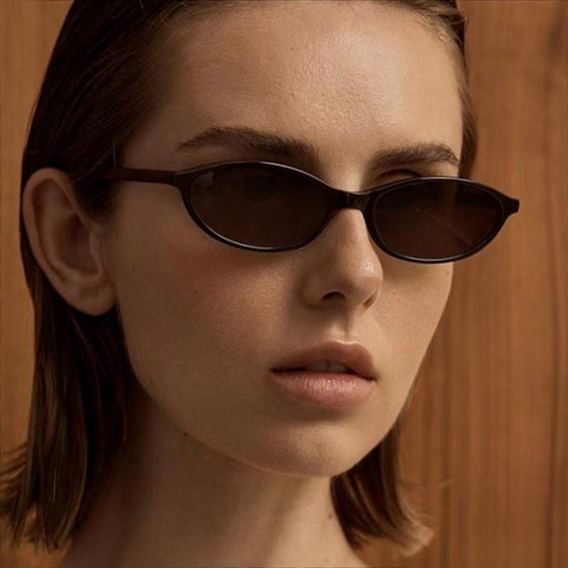 〖Summer Vibes〗3 PCS Retro Oval Sunglasses for Women Chic Cat Eye 90s Sunnies Lightweight Narrow Shades Trendy UV Protection Sunglasses Vintage Rich Girl Sunglasses Women Sunglasseswomen summerwins